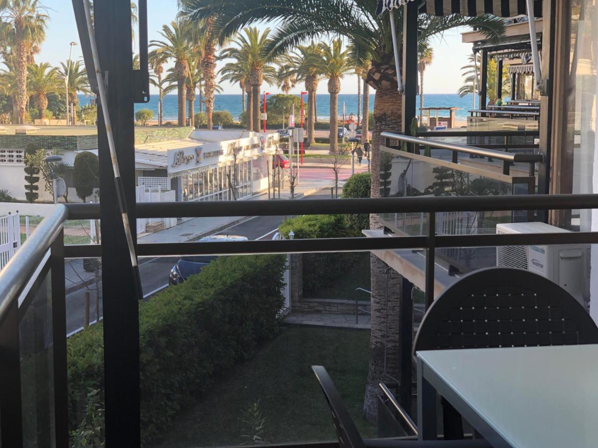 SALOU 1 linia de mar 3 baños 3 hab.WIFI 110m2 Apartamento Exterior foto