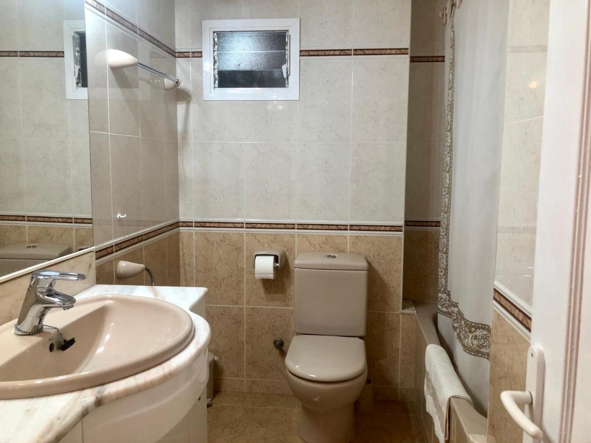 SALOU 1 linia de mar 3 baños 3 hab.WIFI 110m2 Apartamento Exterior foto